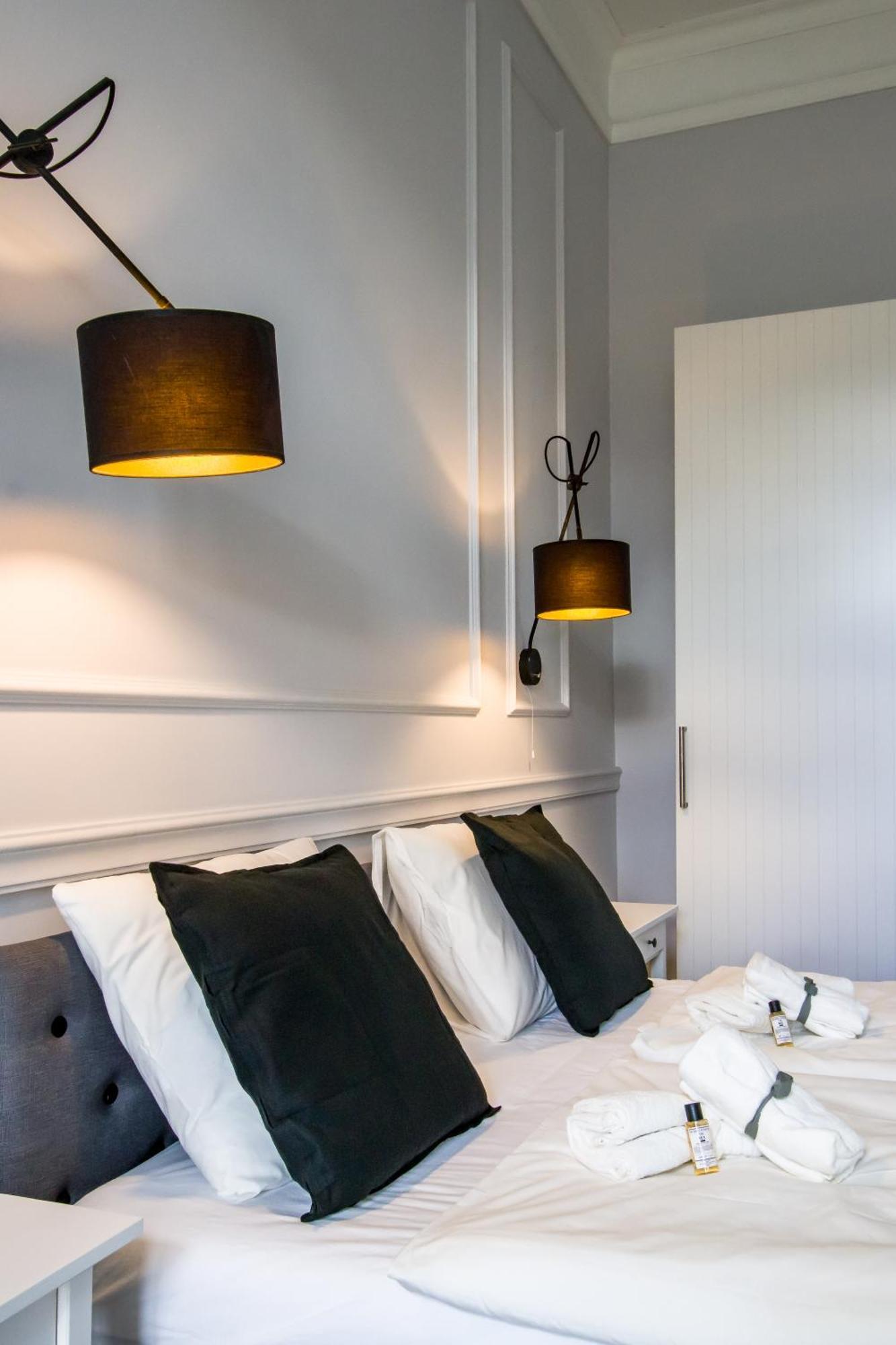 Wilson'S Oktogon Square Suite Apartment Budapest Bagian luar foto